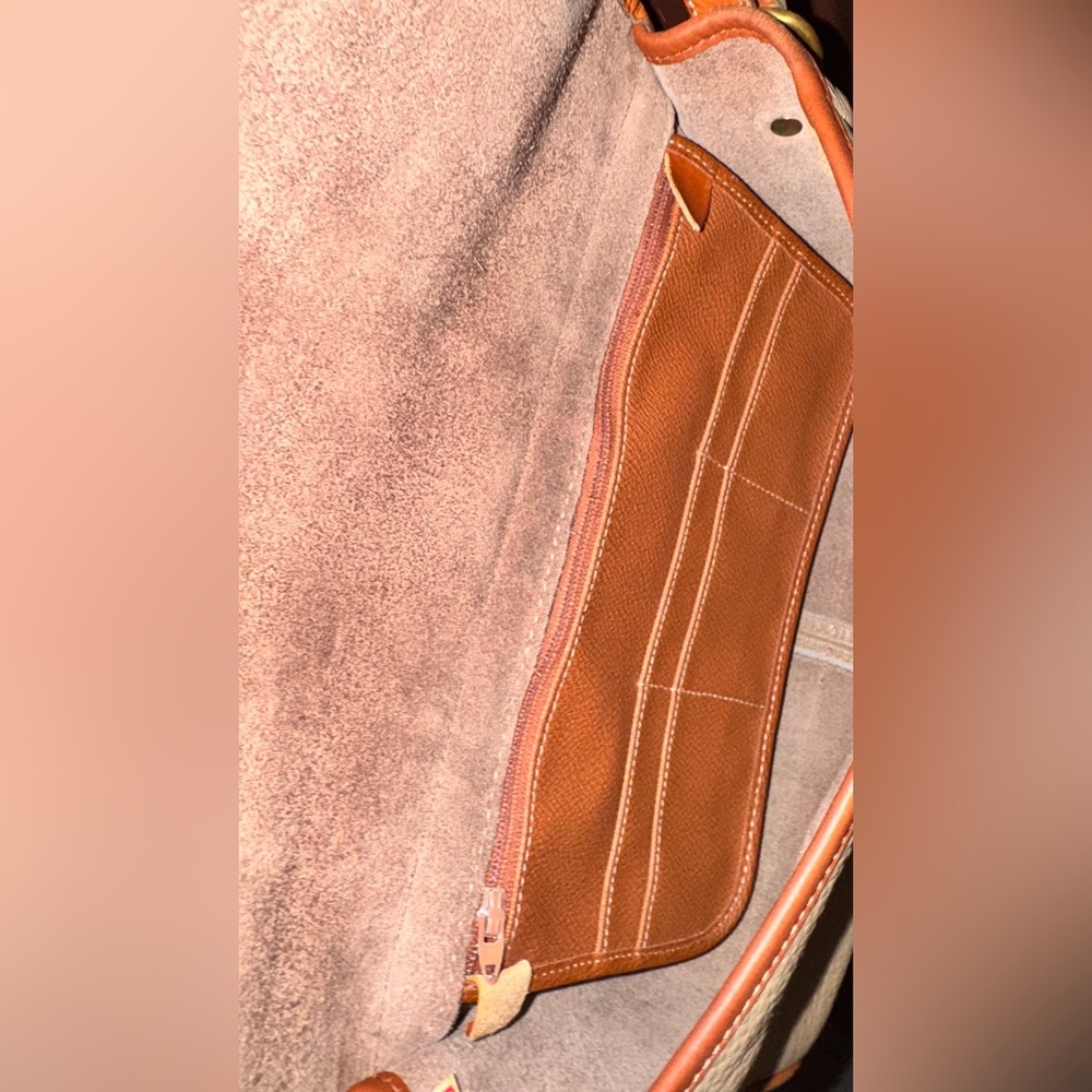 Vintage Dooney & Bourke Tan and Brown Leather Shoulder Bag - Picture 7 of 8